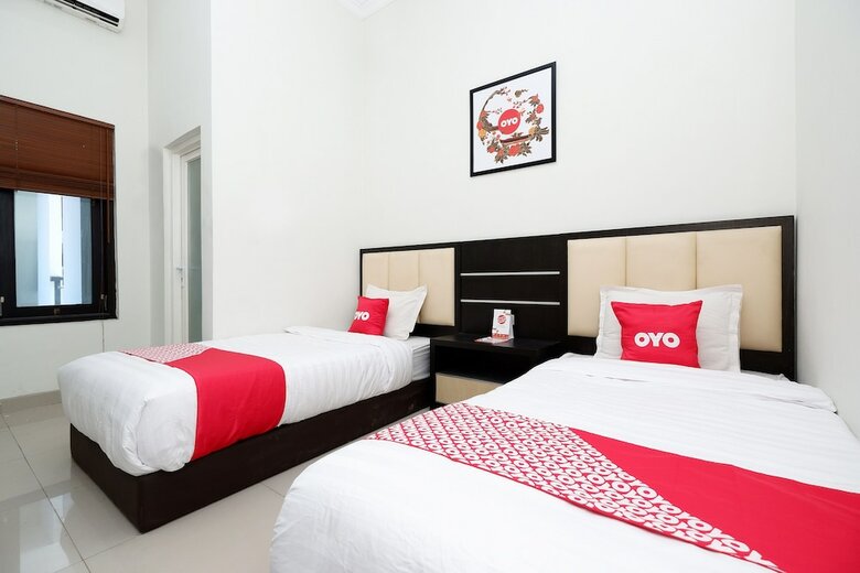 Hostal Oyo 2028 Wisma Jepara