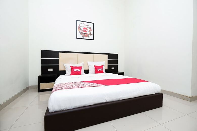 Hostal Oyo 2028 Wisma Jepara
