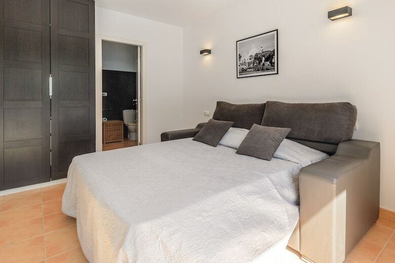 Villa Blanca Santa Eulalia