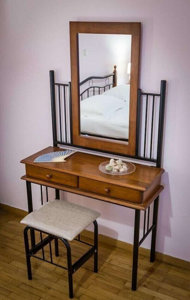 Spacious Apartment With 3 Bedrooms