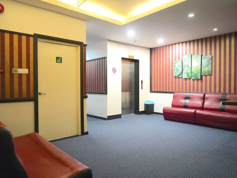 Hotel Oyo 89624 4orty Inn