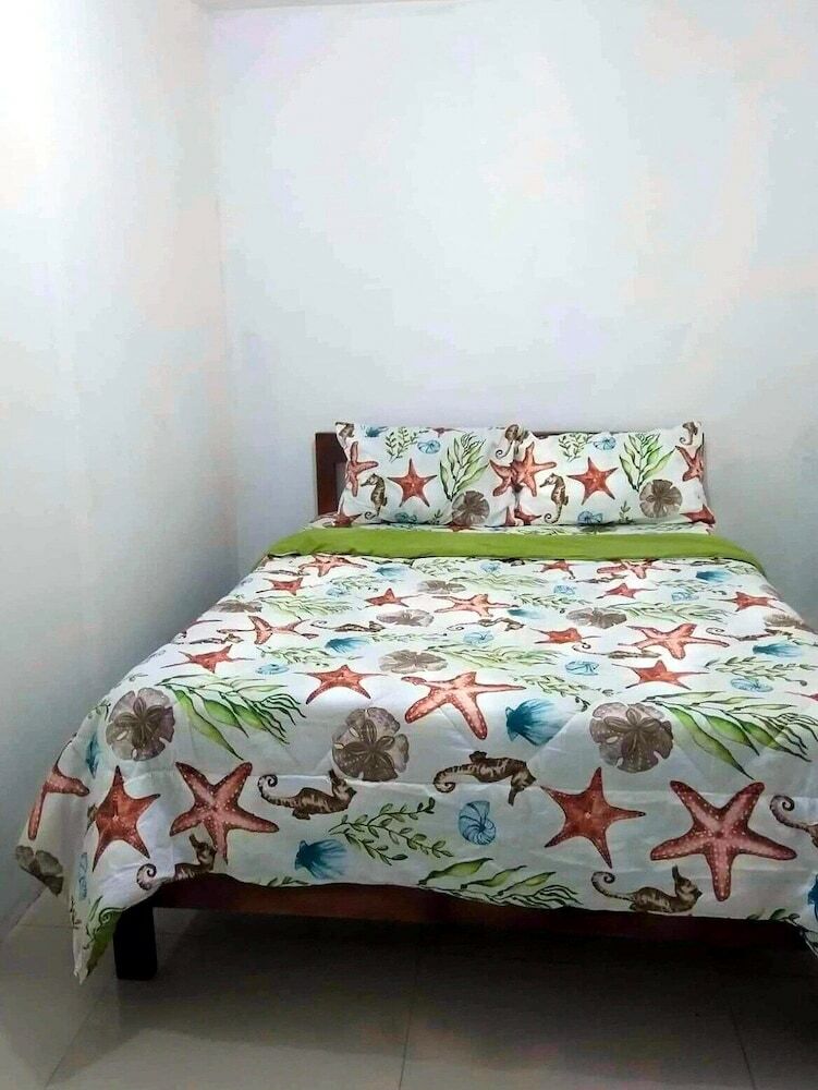 Hostal La Mallorca Backpackers Inn - Hostel - Adults Only