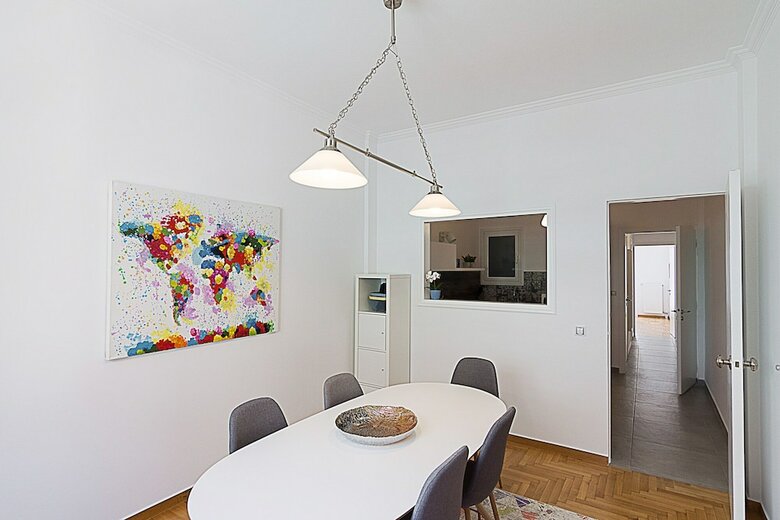 Spacious Two Bedroom Apartment