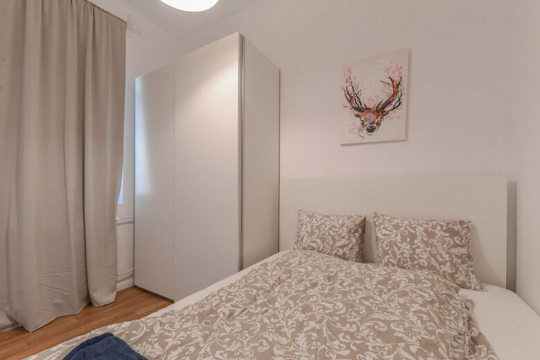 Fm Deluxe 2-bdr Apartment - Lovely