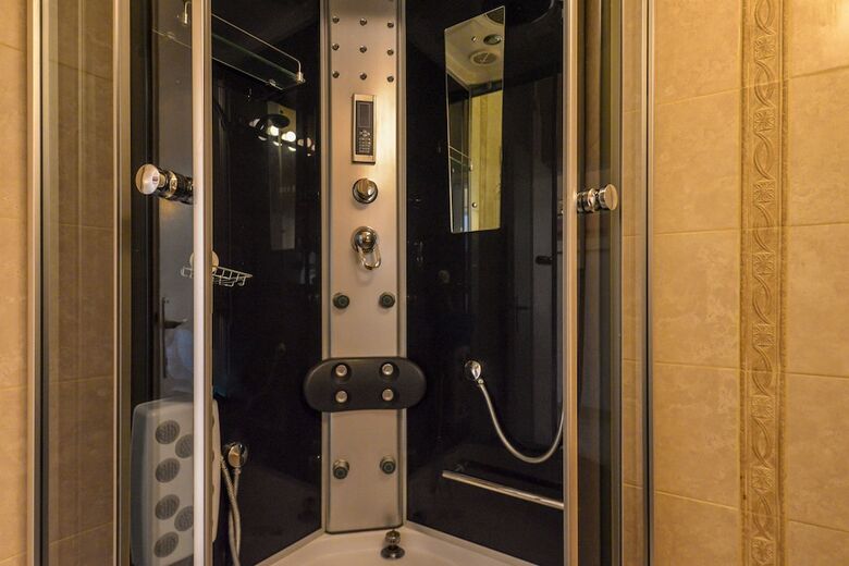 Fm Deluxe 2-bdr Apartment - Our Home Is Your Home