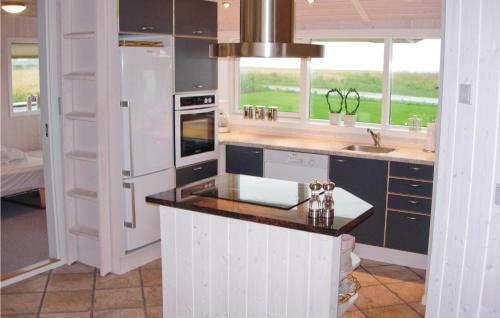 Holiday Home Houm�llevej