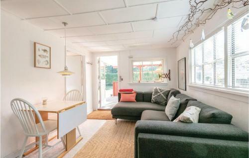 Holiday Home Midtvej Nex� V