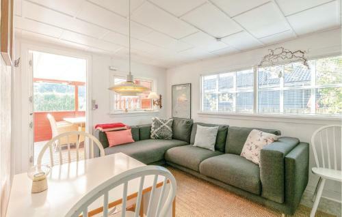 Holiday Home Midtvej Nex� V