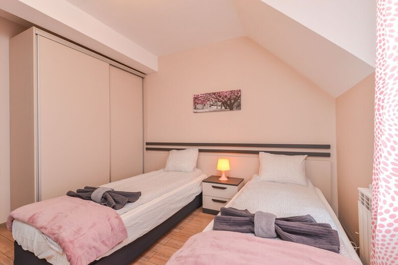 Fm Deluxe 2-bdr - Apartment - The Maisonette