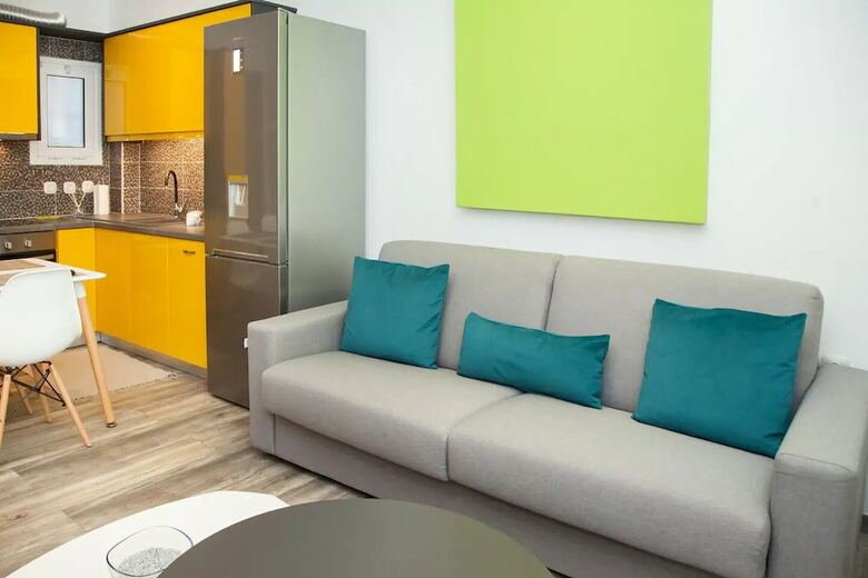 Apartamentos Vibrant Flat For 4 People In Nea Smyrni