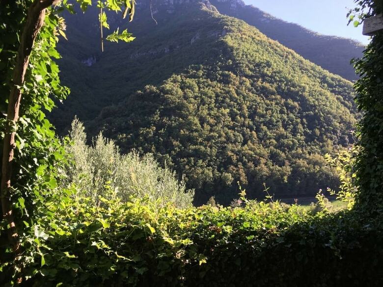 Residencia Set In Liguria Mountains