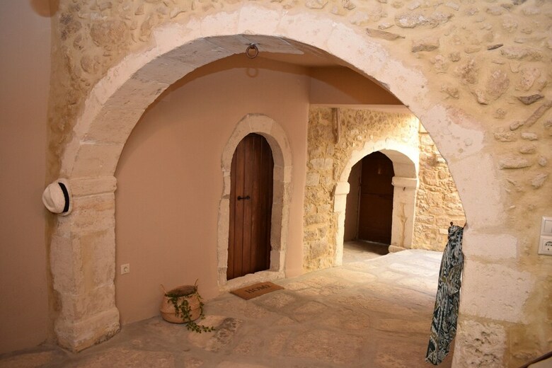 Apartamentos Vasili's House