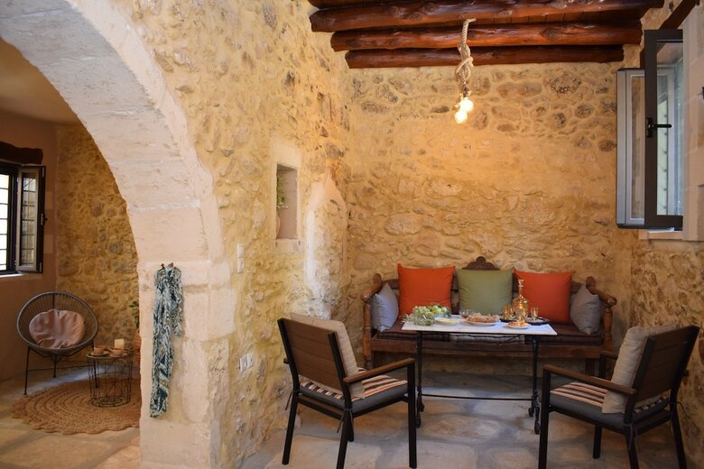 Apartamentos Vasili's House