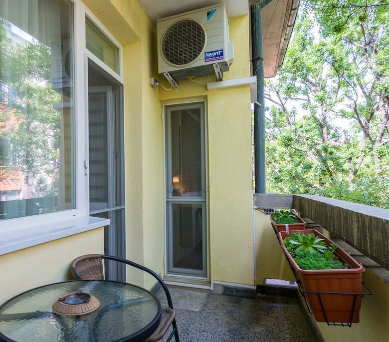 Fm Deluxe 2-bdr Apartment - Bright And Cozy