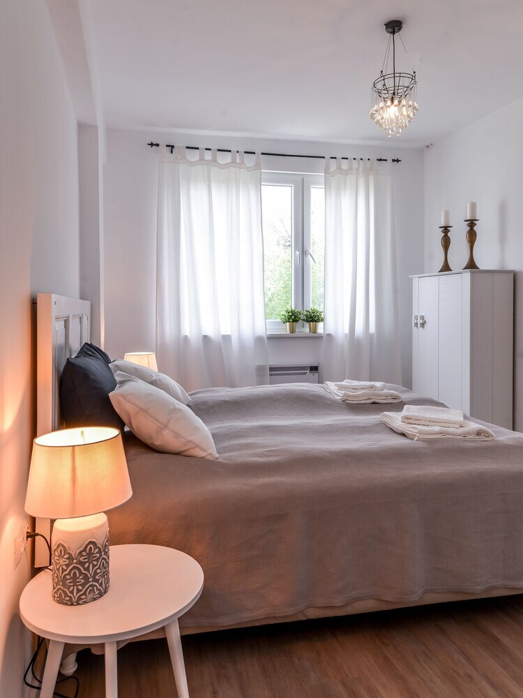 Fm Deluxe 2-bdr Apartment - Apartment 66
