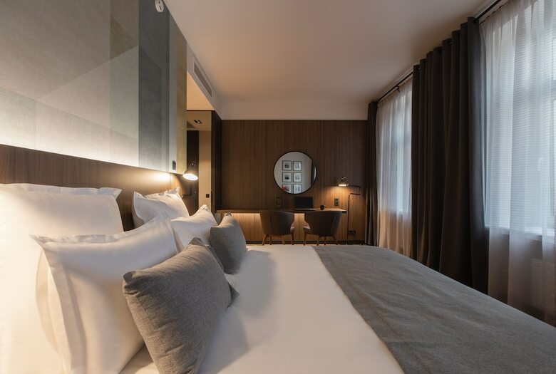 Hotel Dvor Podznoeva Studios And Apartments