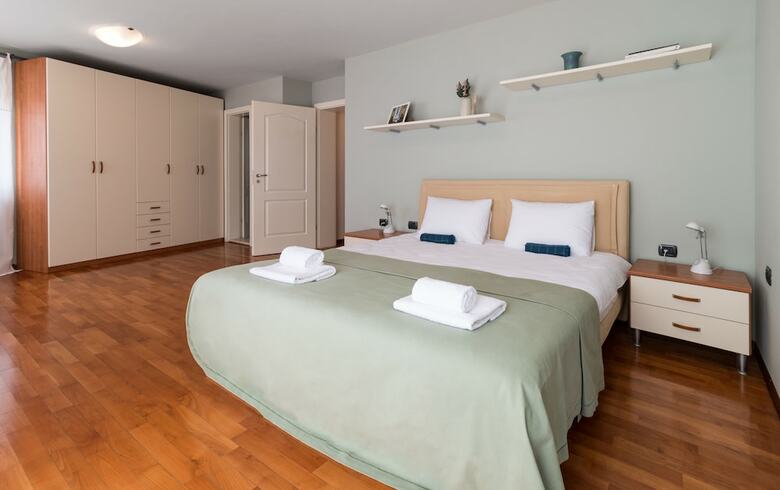 Fm Deluxe 1-bdr Apartment - La Primavera