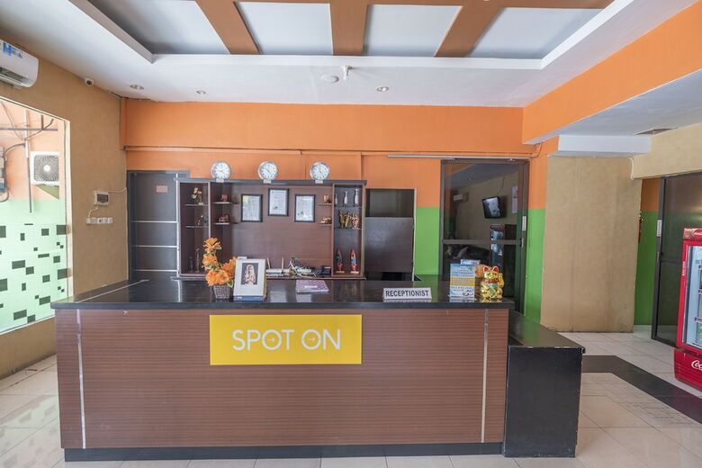 Hostal Spot On 1691 Wisma Benhil Toddopuli