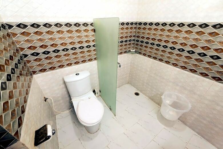 Hotel Dal Lake Resort