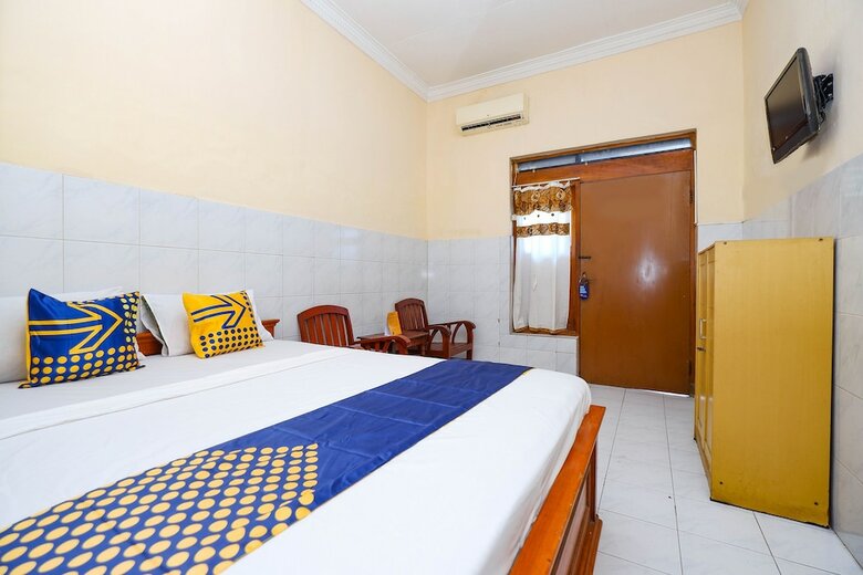 Hostal Spot On 2011 Hotel Mekar Sari