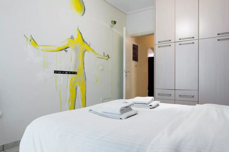 Spacious 2 Bedroom Apartment In Thessio