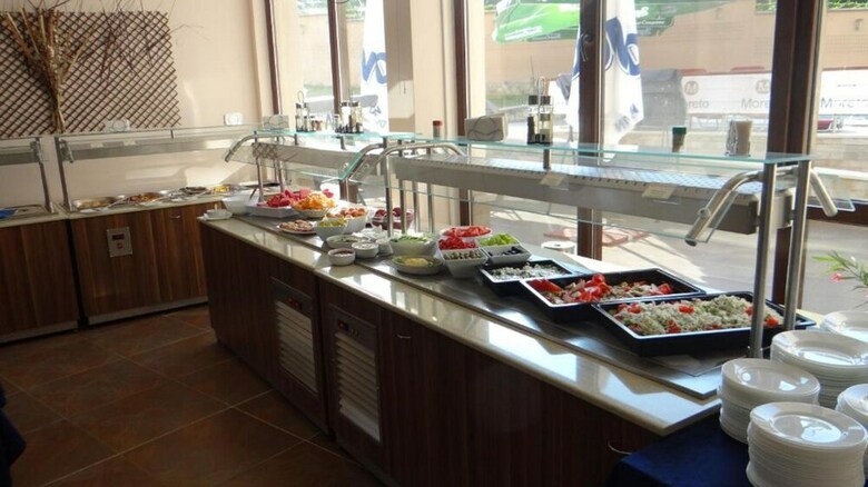 Moreto Seaside Aparthotel