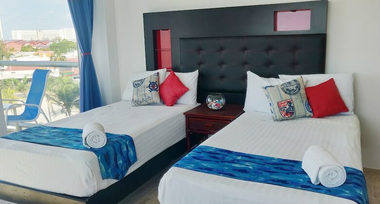 Aparthotel Paradise Beachfront & Nightlife Heart