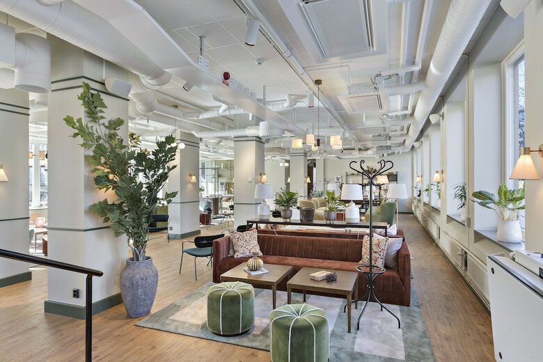 Hotel Gio, Bw Signature Collection