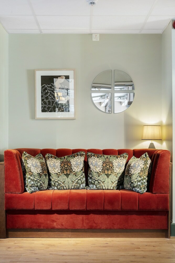 Hotel Gio, Bw Signature Collection