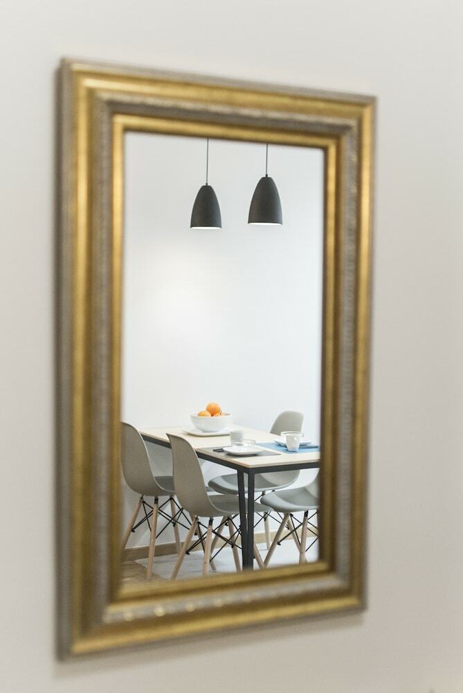 Apartamentos Centrally Located Flat With 1 Bedroom