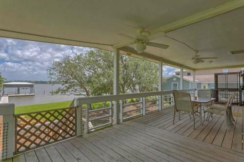 Crystal Lagoon By Meyer Vacation Rentals
