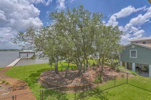 Crystal Lagoon By Meyer Vacation Rentals