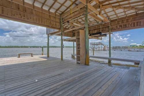 Crystal Lagoon By Meyer Vacation Rentals