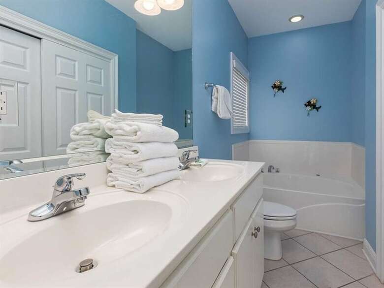 Shells West By Meyer Vacation Rentals