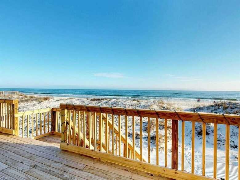 West Beach Bungalow By Meyer Vacation Rentals