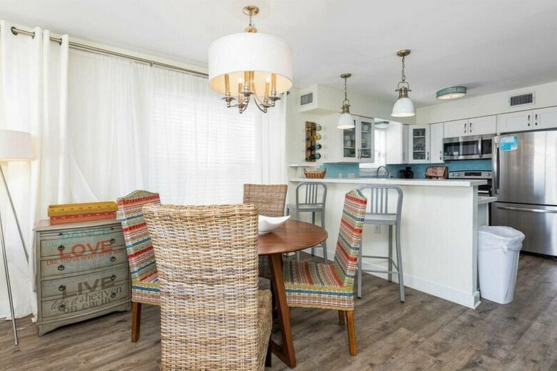 Coastal Calm By Meyer Vacation Rentals