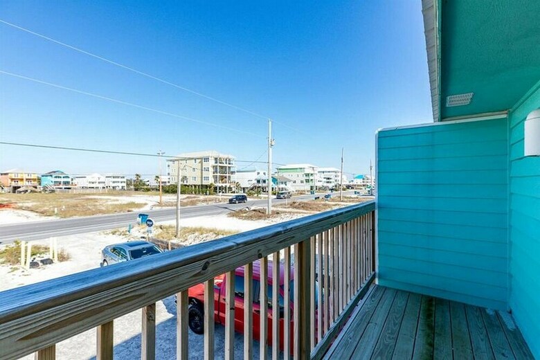 Coastal Calm By Meyer Vacation Rentals