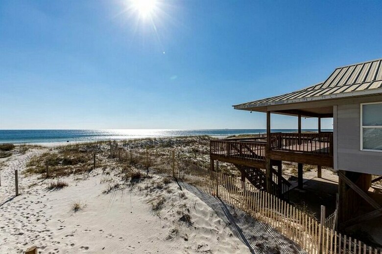 Coastal Calm By Meyer Vacation Rentals