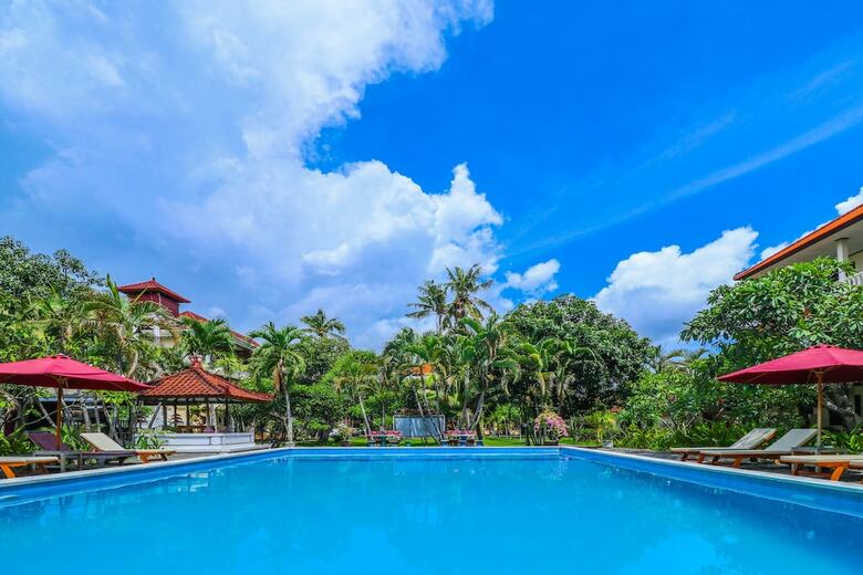 Hostal Oyo 2184 Nan Berlian Inn