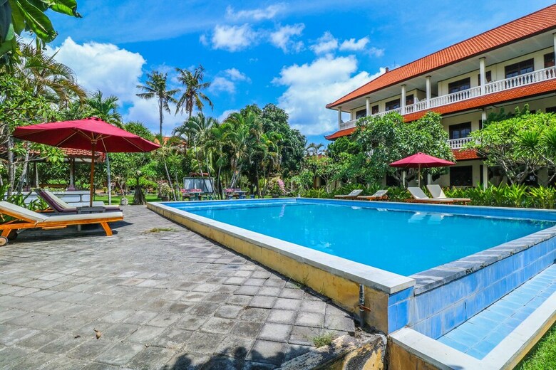 Hostal Oyo 2184 Nan Berlian Inn