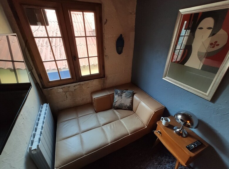 Villa At Home In Arles