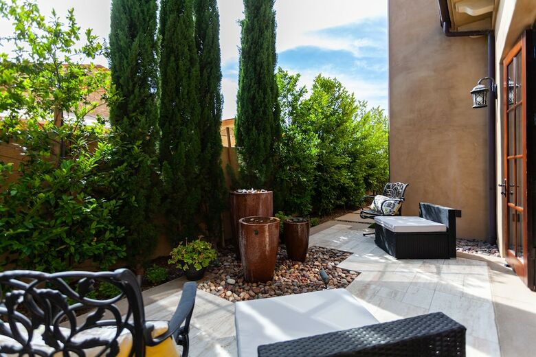Luxury Getaway Resort  With Great Views