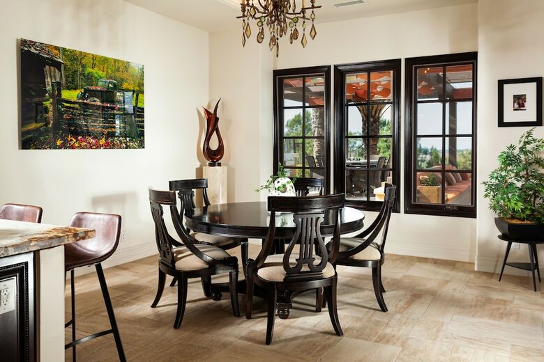 Luxury Getaway Resort  With Great Views