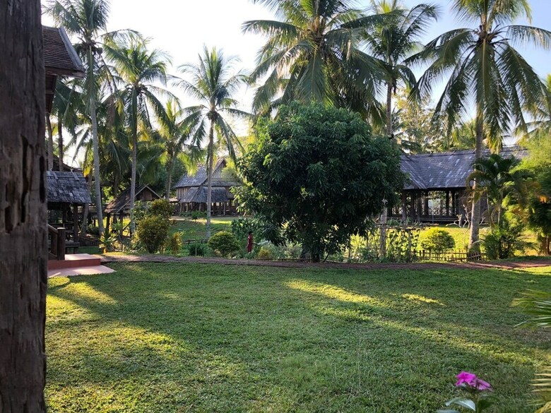 Hotel On The Mekong Resort