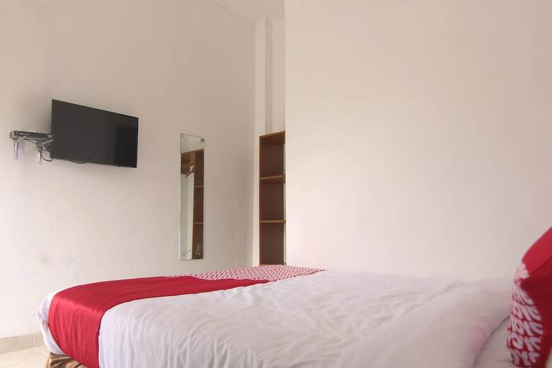 Hostal Oyo 1456 Hotel Garuda