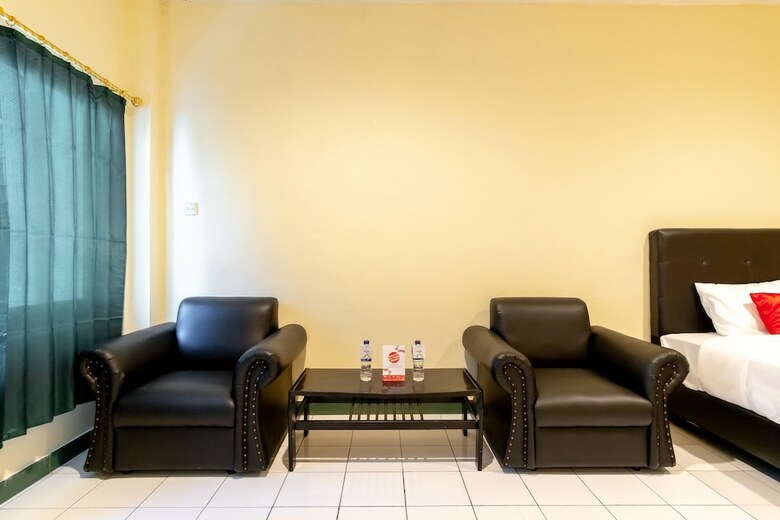 Hostal Oyo 1697 Rumah Ekologis