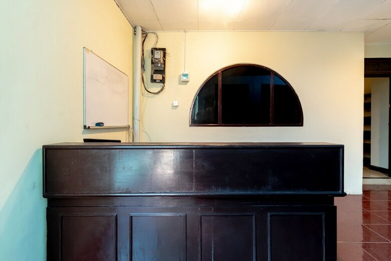 Hostal Oyo 1697 Rumah Ekologis