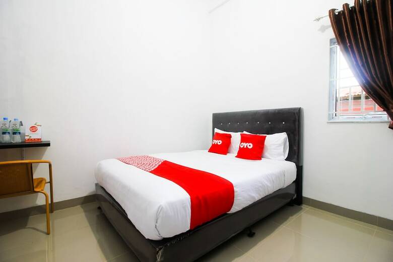 Hostal Oyo 1653 Fajar Residence
