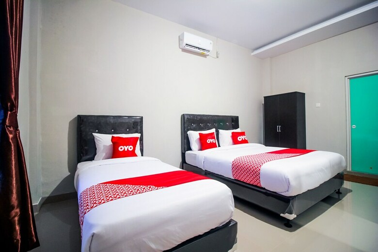 Hostal Oyo 1653 Fajar Residence