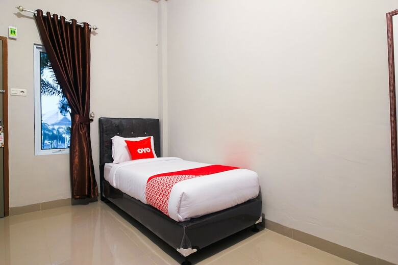 Hostal Oyo 1653 Fajar Residence